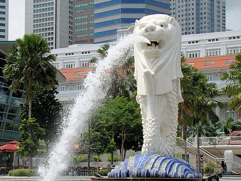 Dubai and Singapore are exemplary models of economic development