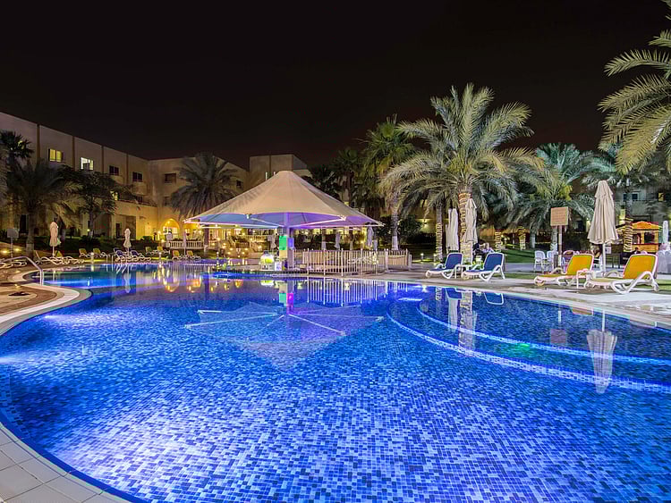 1.2079386-2183188227