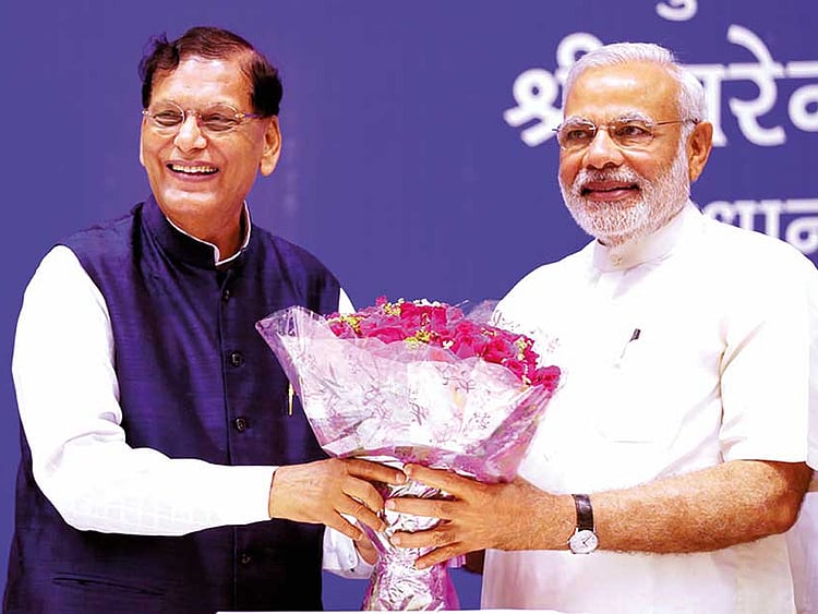 1.2079402-2905675145