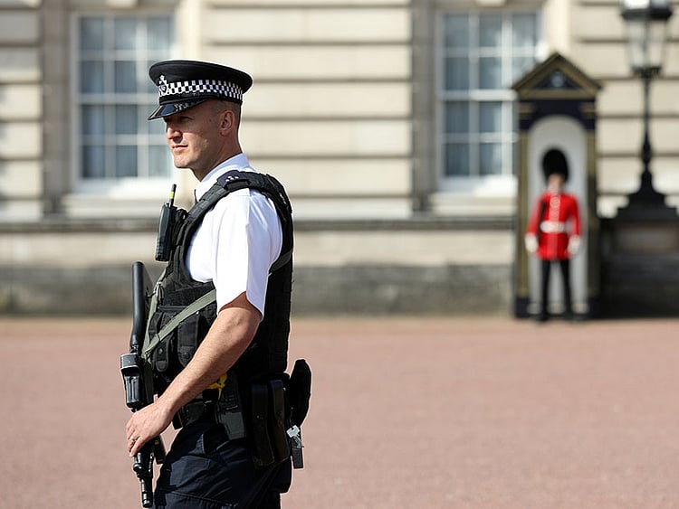 1.2080322-3078682633