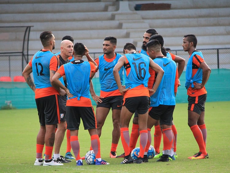 1.2080116-2125468215