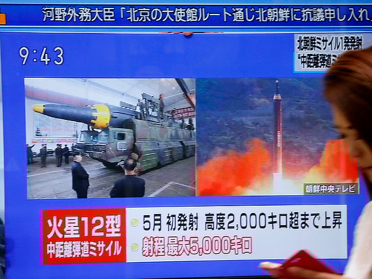 1.2081575-1390502165