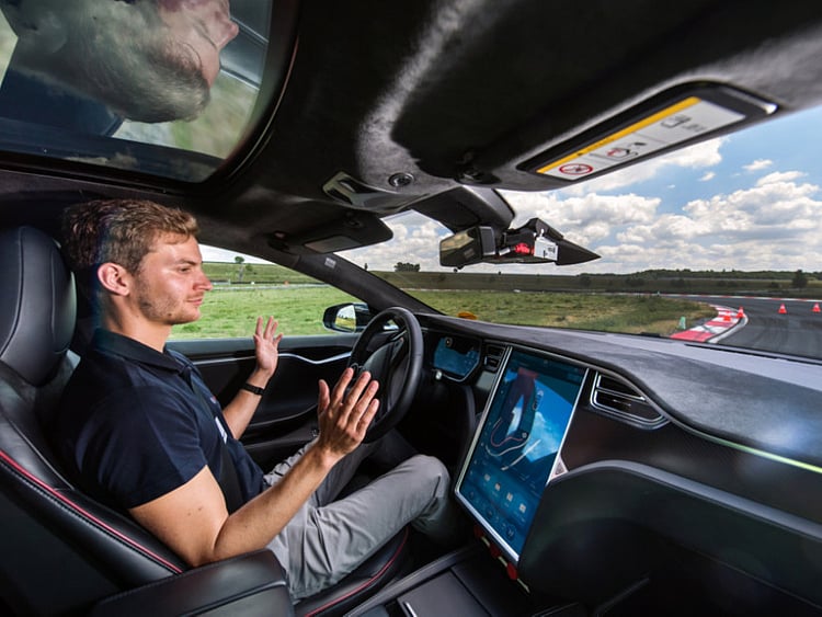 1.2082808-3135368475