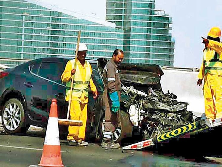 1.2069042-2177065069