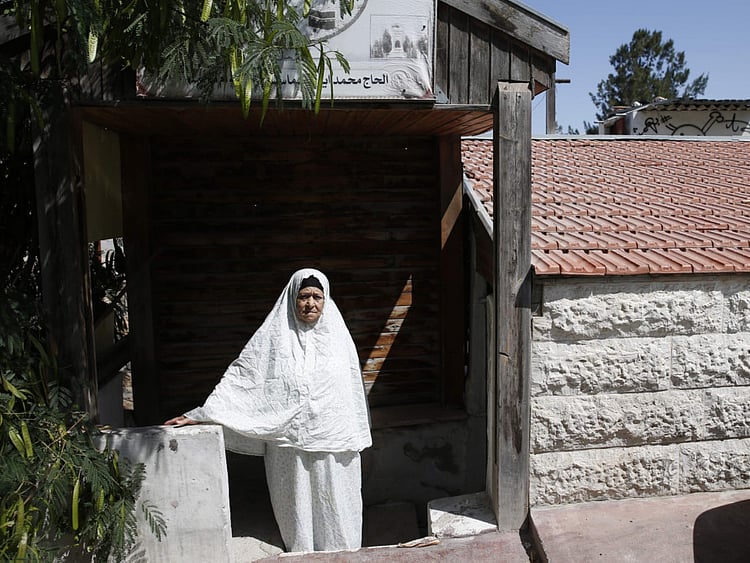 1.2069714-1949328344