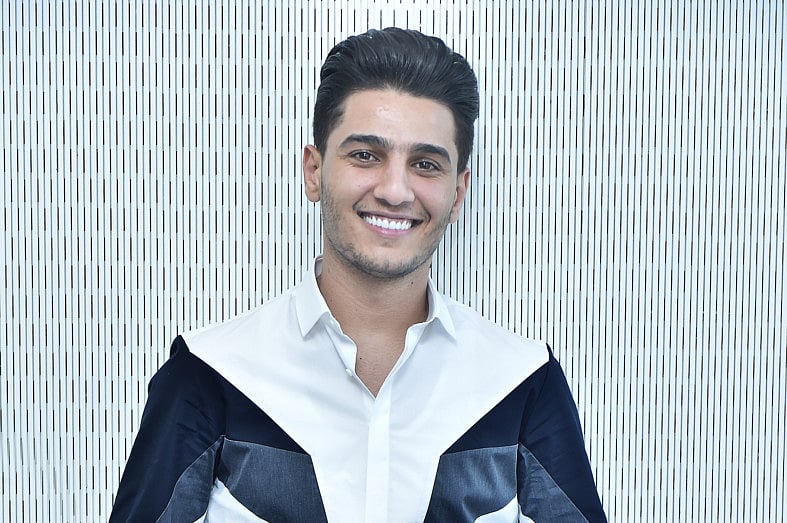 1.2070249-4167440896