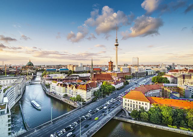 1.2071126-2073784435