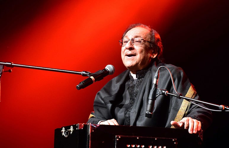 1.2071554-1206092927