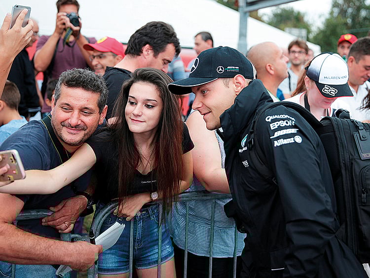 1.2083616-2708991357