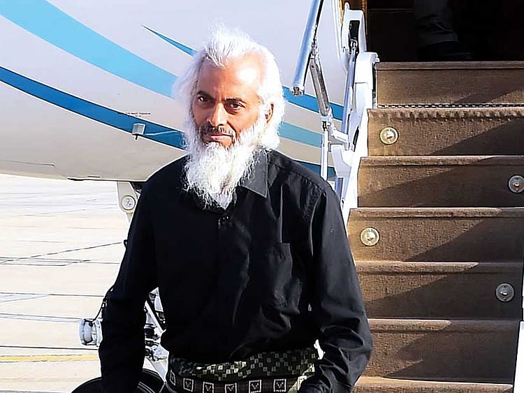 1.2088950-2069636377