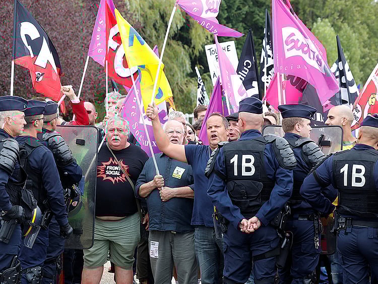 1.2089759-1115431488