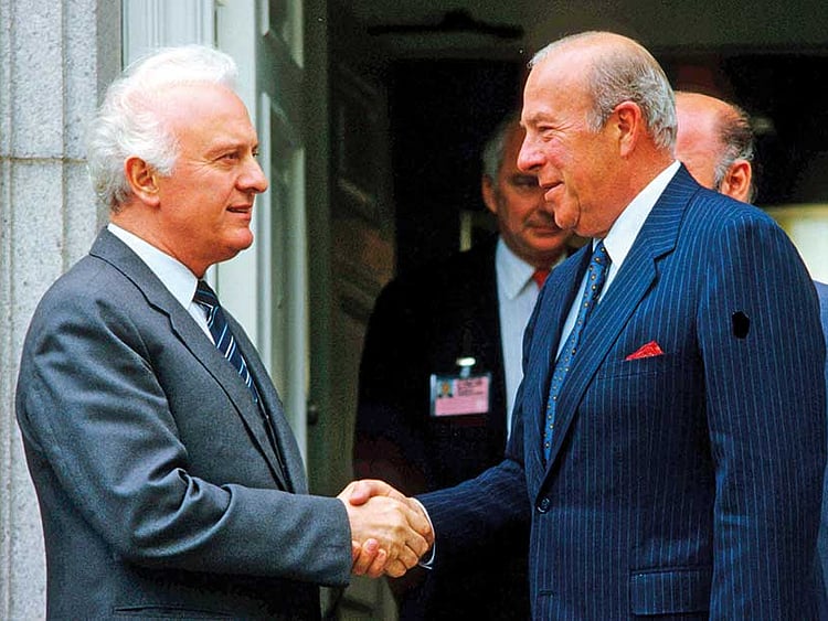 1.2090230-1095021827