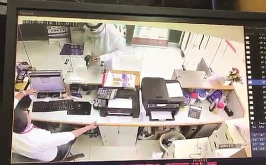 1.2091177-1826640582