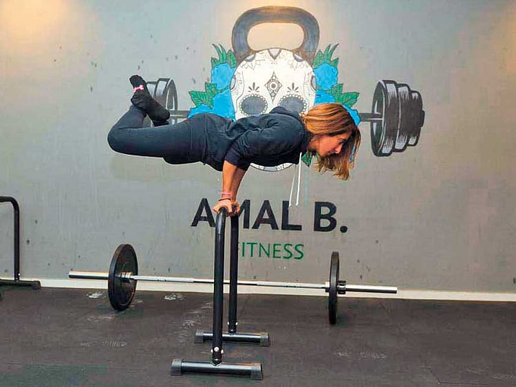 1.2091345-4279737988