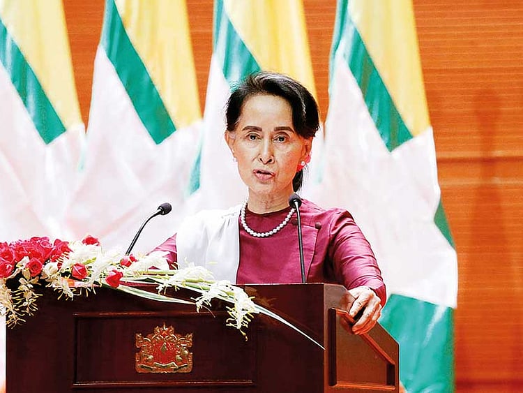 1.2092487-2211242408