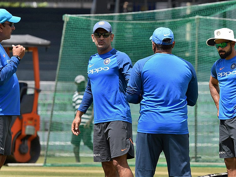 1.2083960-2011887658