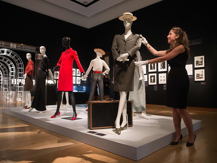 1.2094380-2621259633