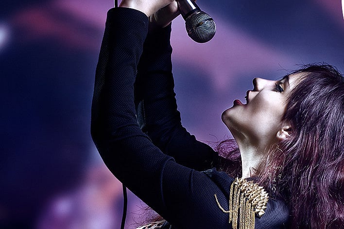 1.2095023-1928913781