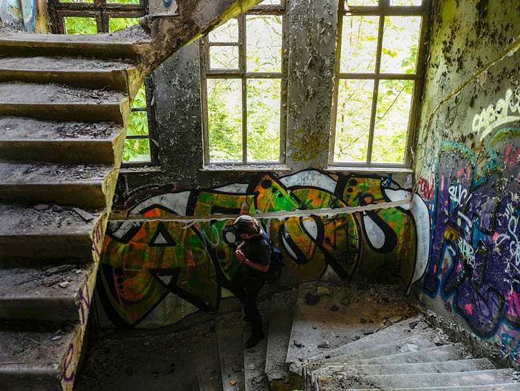 1.2095346-2897801471