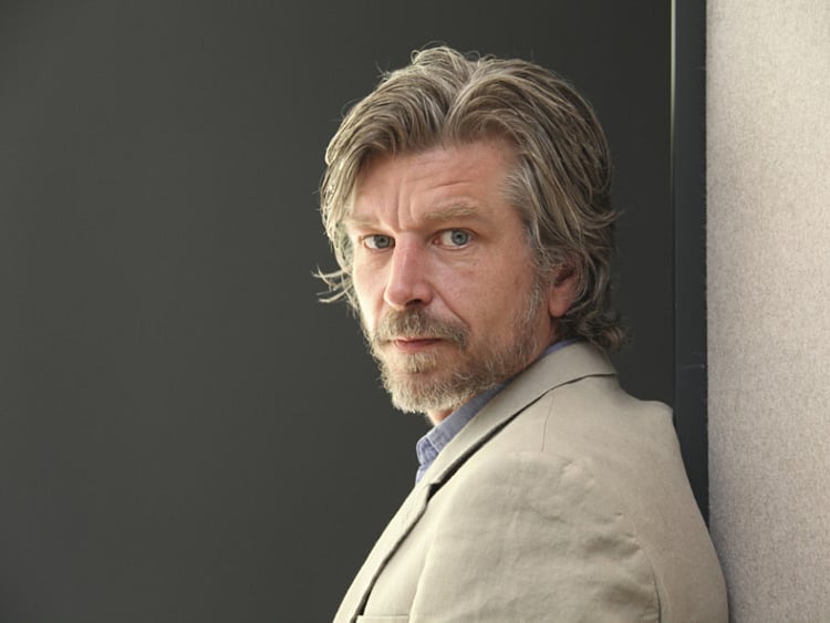 1.2096972-2394543244