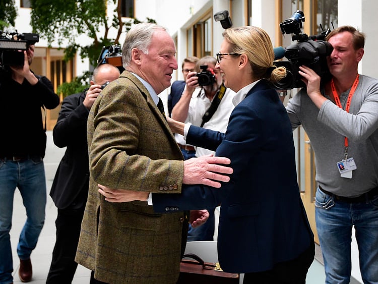 1.2097250-3575813871