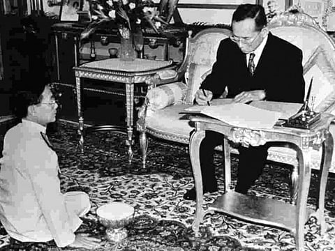 October 1,1992: New Thai government sworn in