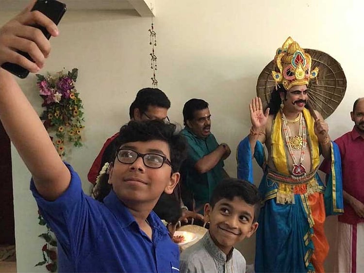 1.2084607-4142077372