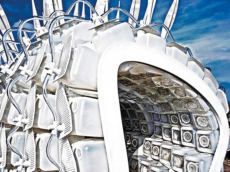 1.2086392-1095021827