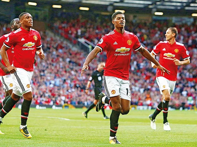 1.2086824-2130400640