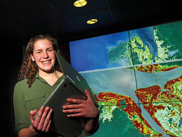 1.2150238-3589679249