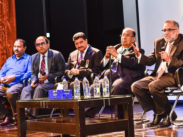 1.2155554-3973535780