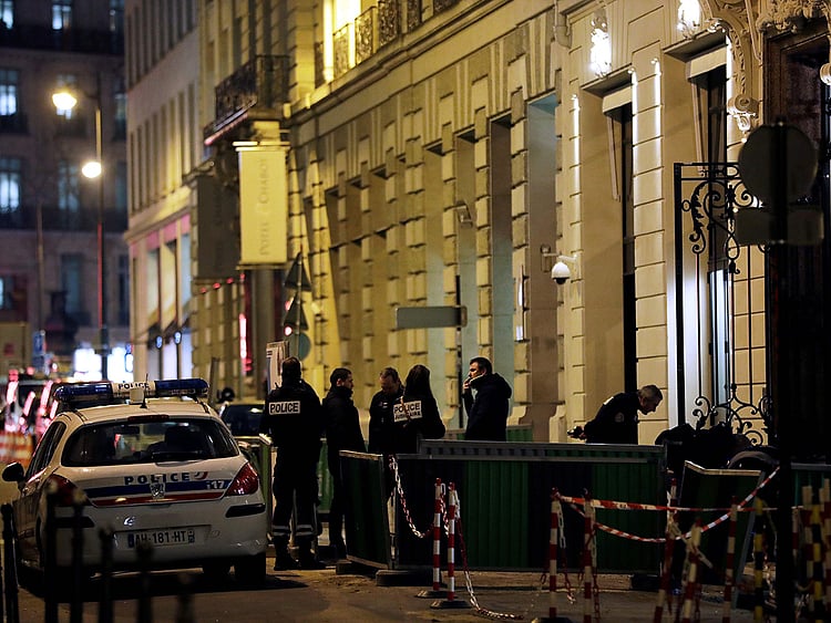 1.2155201-1340927229