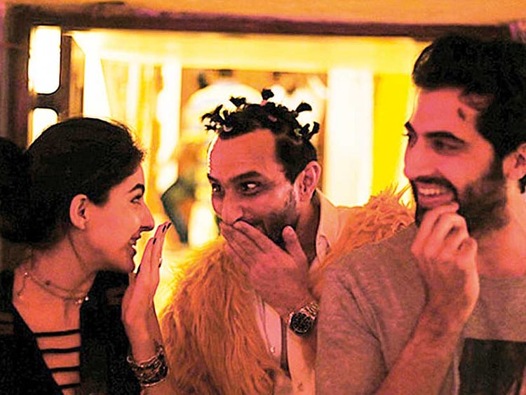 1.2156031-3352348589