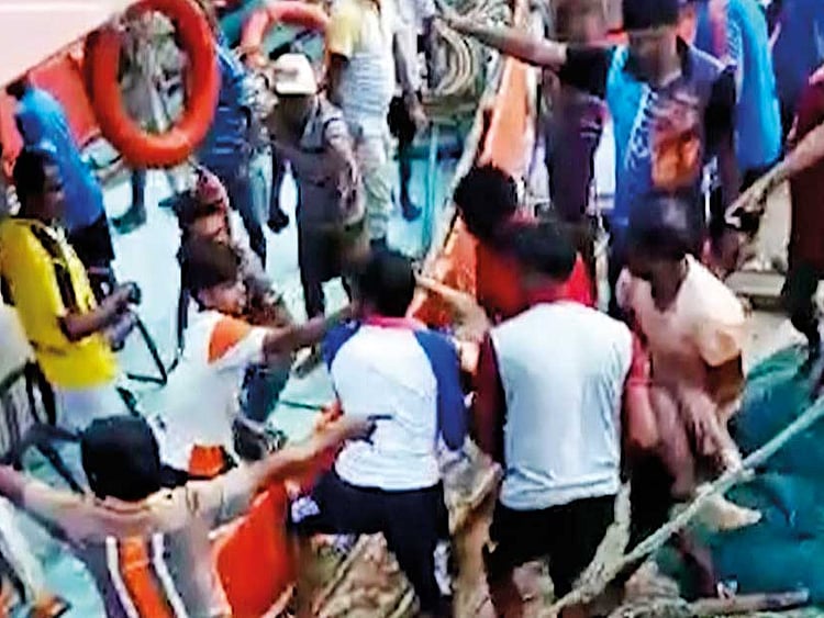 1.2156343-3671455509