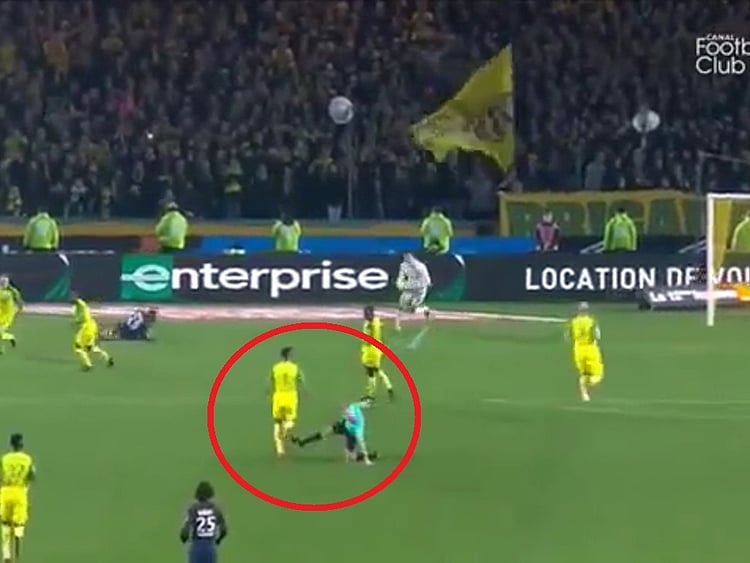 1.2156955-3351869520