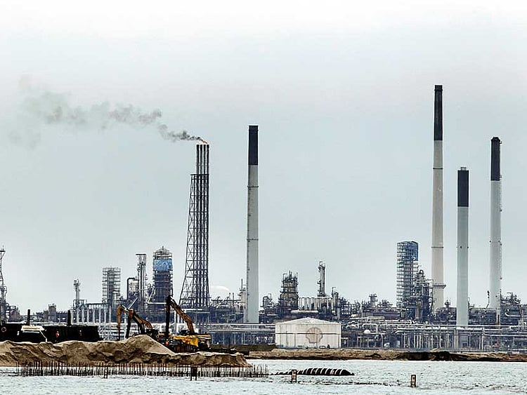 1.2158034-1095021827