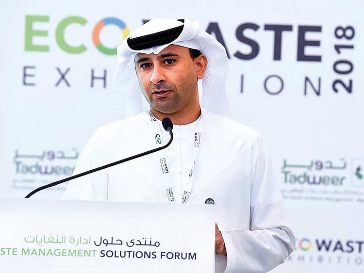 1.2158743-4040701382