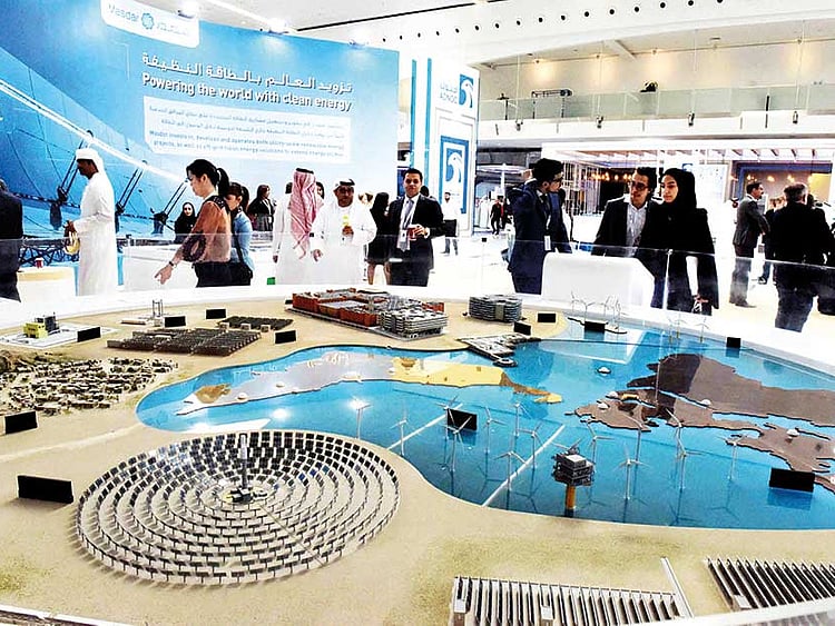 1.2158966-2808730304