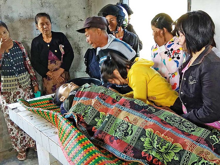 1.2158943-2952853180