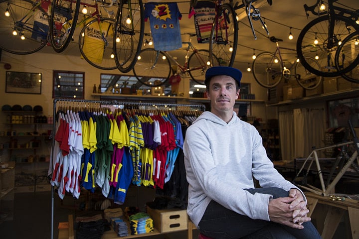 1.2159605-2853180919