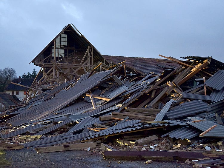 1.2159615-2831486845