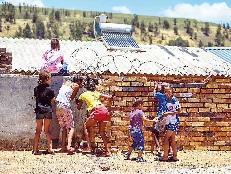 1.2150390-1632060540