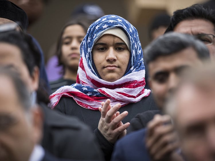 1.2160505-3298642400