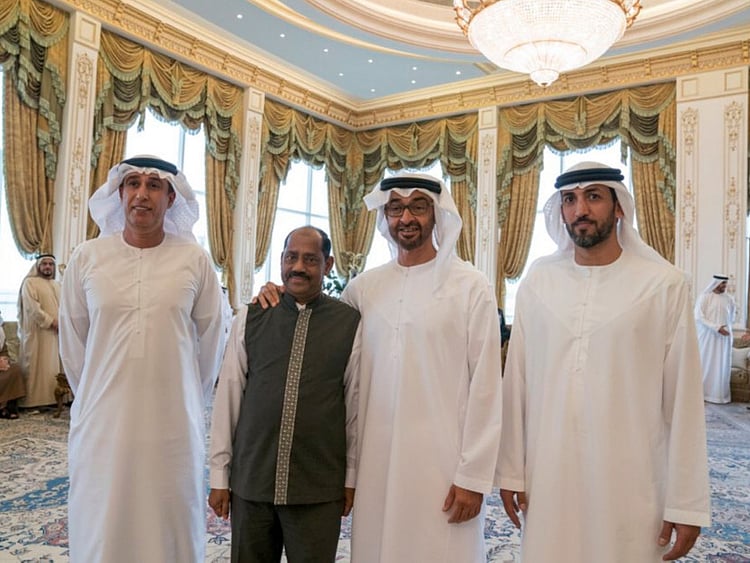 1.2161356-1830290301