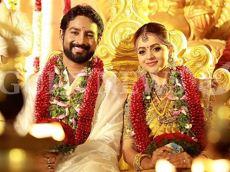 1.2162138-3834054413