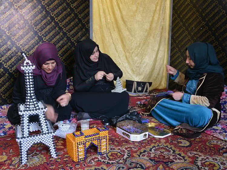 1.2163554-1417328311