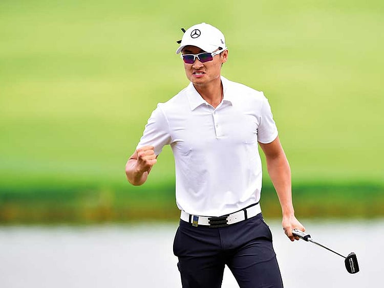 1.2164725-2546921093