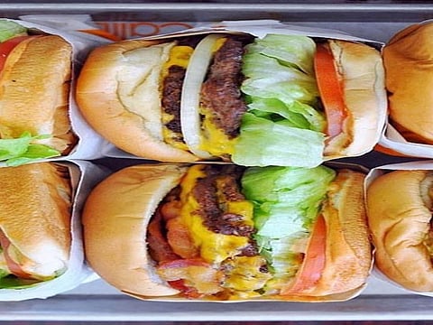 FAcebook.com/CaliBurger