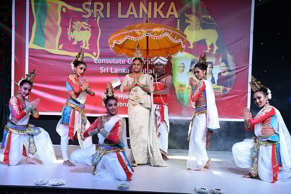 1.2166159-2772341551