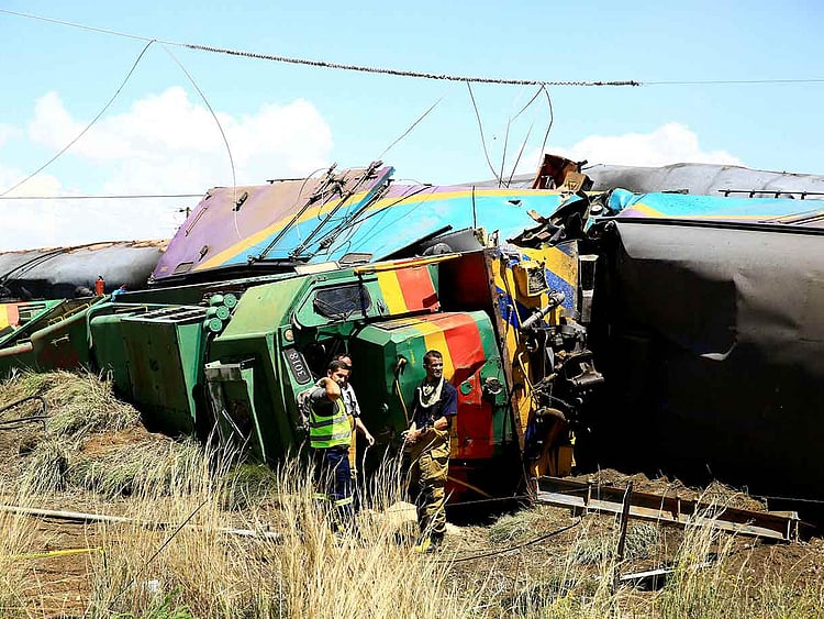 1.2151962-1812043607